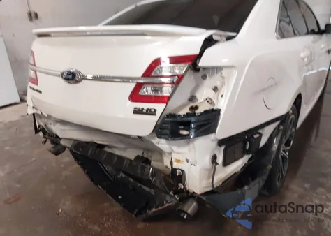 2013 Ford Taurus Sho z USA, uszkodzony, nr VIN 1FAHP2KT2DG107653